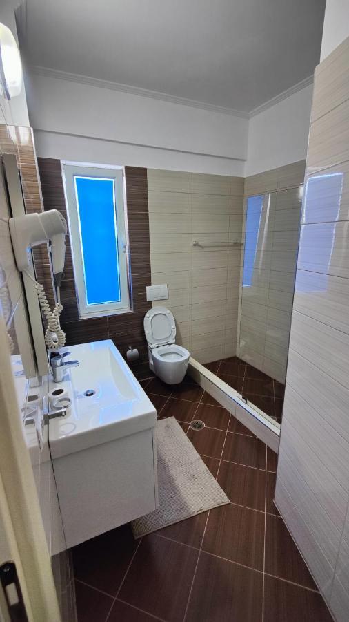 Vandrerhjem B&g Sarandë